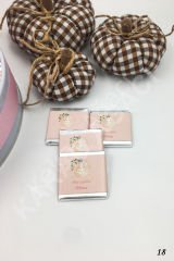 Pembe Kuğu Metal Kutu İsme Özel Çikolata KA18