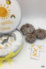 Güneş Temalı Kız Metal Kutu İsme Özel Çikolata KA746