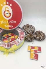 Galatasaraylı Metal Kutu İsme Özel Çikolata KA758