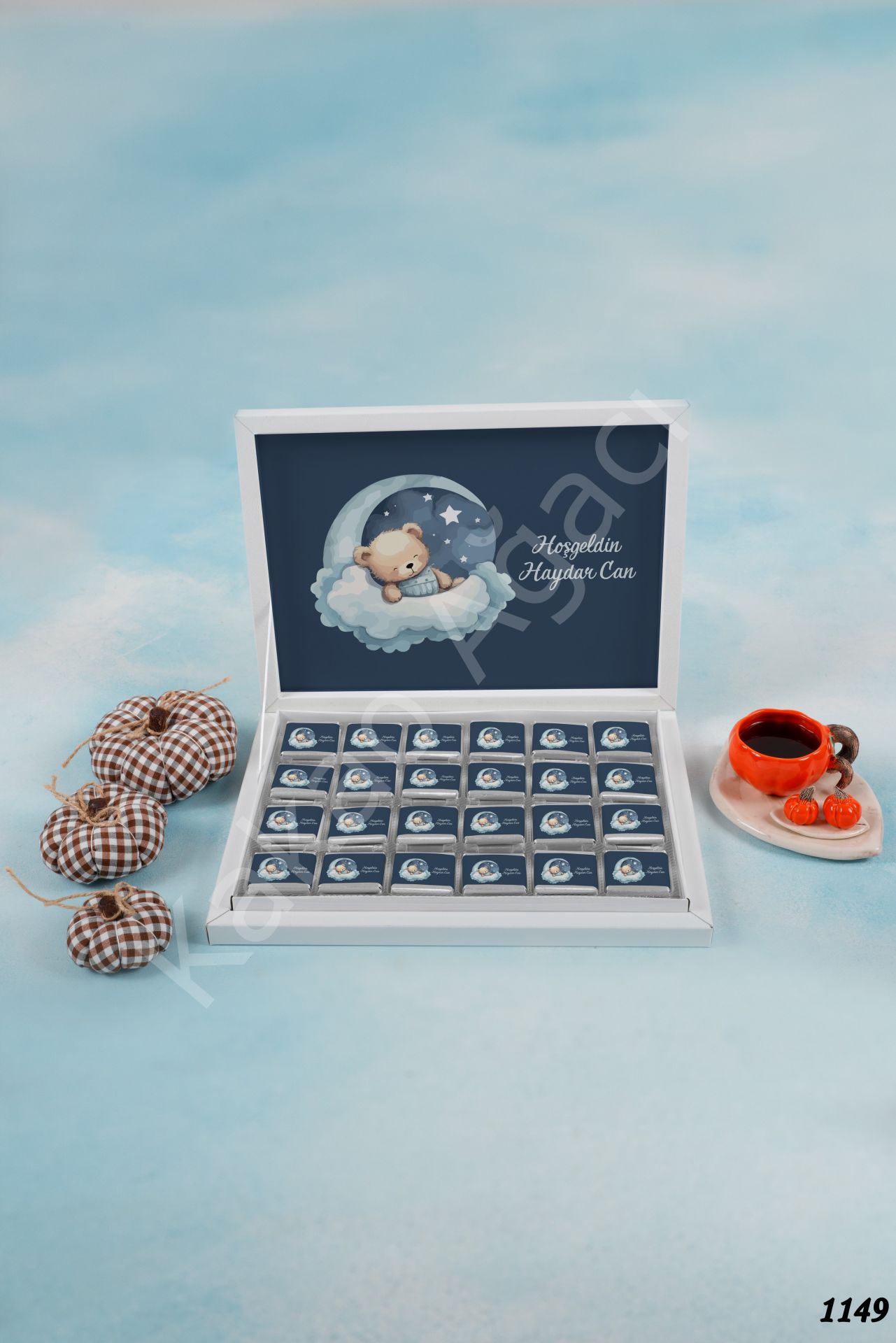 Erkek Bebek Ayıcık Karton Kutu İsme Özel Çikolata KA1149