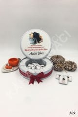 Öğretmenler Günü Atatürk Metal Kutu İsme Özel Çikolata KA509