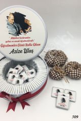 Öğretmenler Günü Atatürk Metal Kutu İsme Özel Çikolata KA509