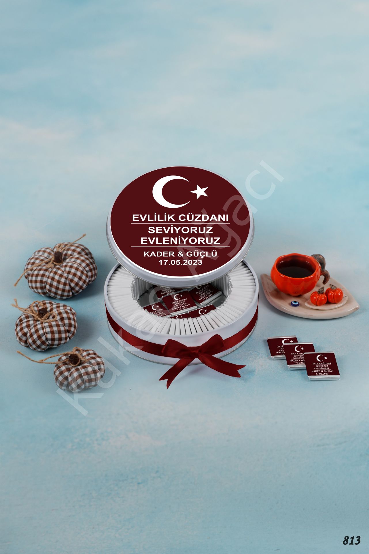 Gelin & Damat Evlilik Metal Kutu İsme Özel Çikolata KA813