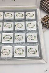 Gelin & Damat Beyaz Güllü Karton Kutu İsme Özel Çikolata KA75
