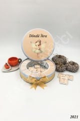 Perili Metal Kutu İsme Özel Çikolata KA2021