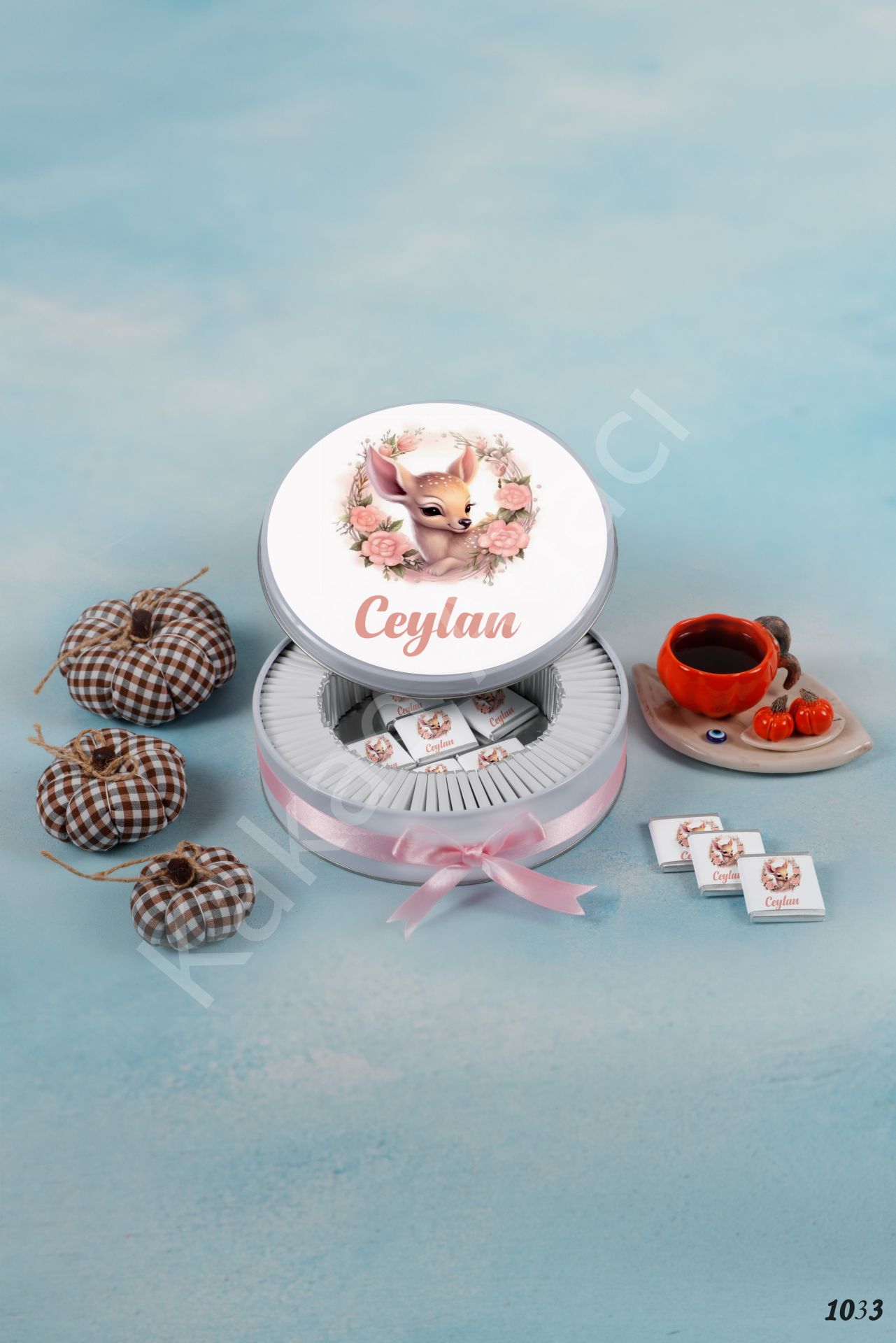 Pembe Güllü Ceylan Metal Kutu İsme Özel Çikolata KA1033