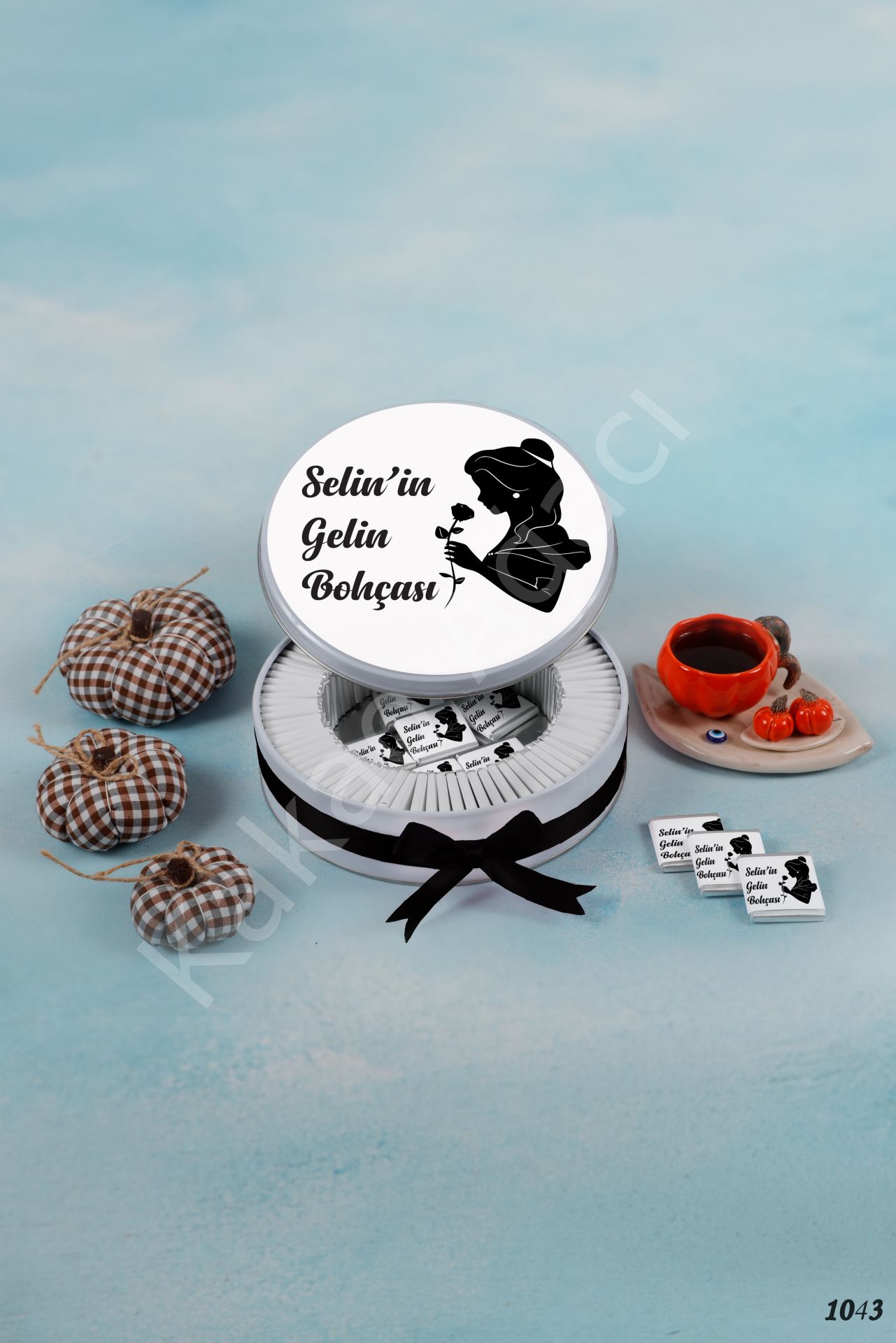 Gelin Bohçası Metal Kutu İsme Özel Çikolata KA1043